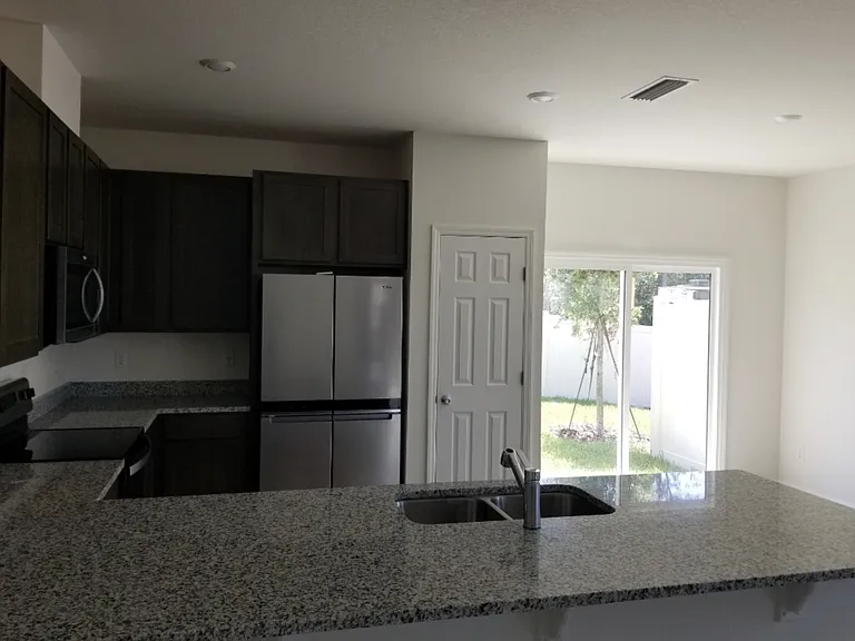 52 Beach Palm Ct — Photo 7