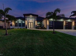 2806 SW 44th Terrace Cpe, Coral, FL 33914