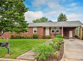 204 Rumple St, Troutman, NC 28166