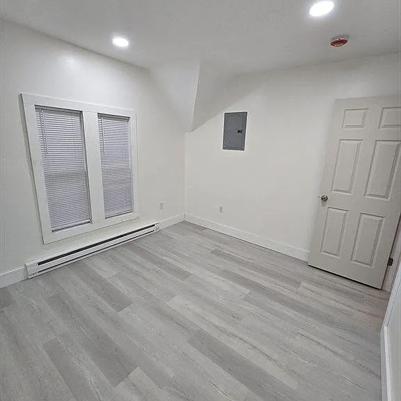 930 S Franklin St #2 — Photo 8