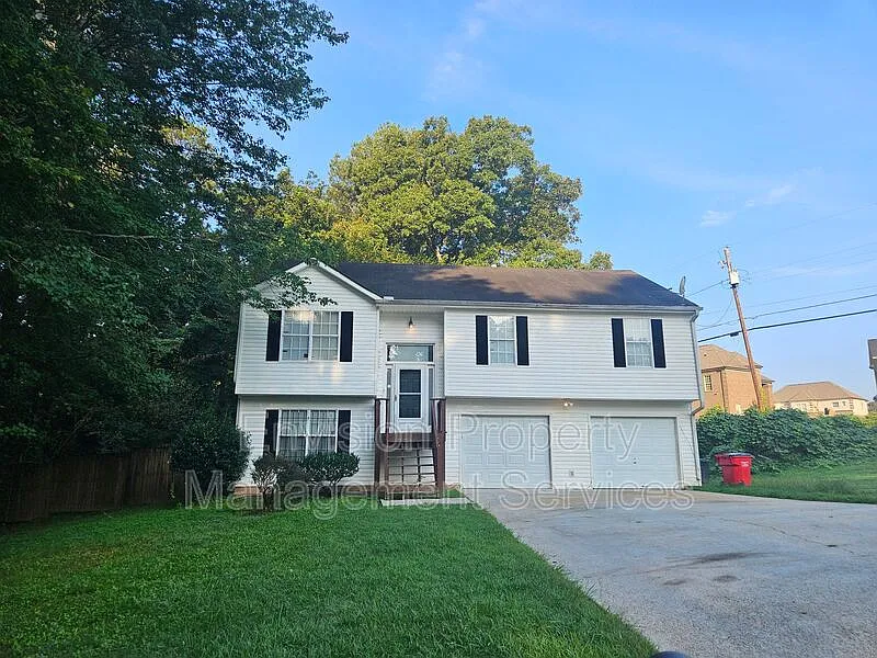 1492 Cedar Creek Dr