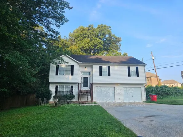 1492 Cedar Creek Dr, Riverdale, GA 30296