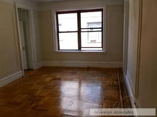 Rented by Sovereign Associates | media 27