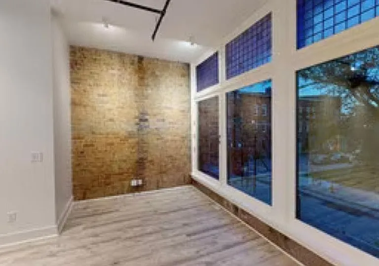 1710 Elm St #2 — Photo 3