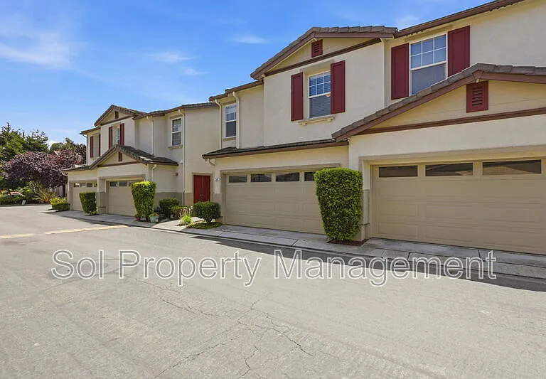58 Del Rio Ct #1 — Photo 2