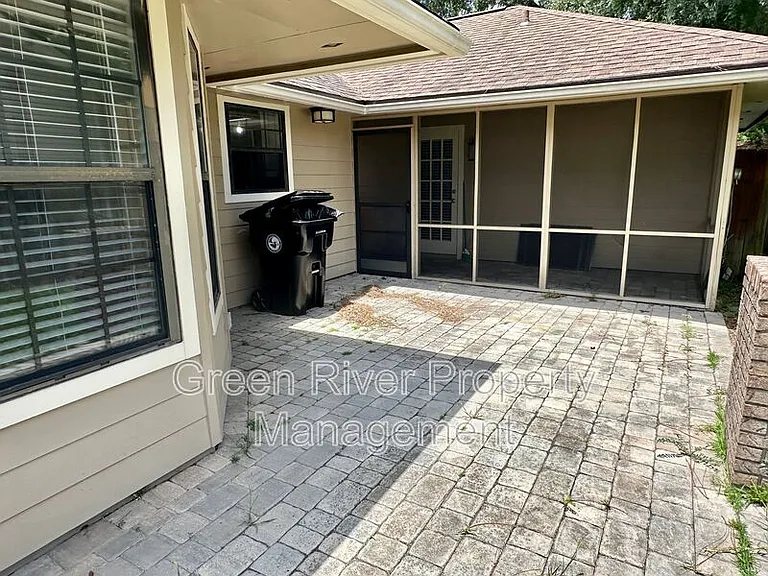 3288 Deerfield Pointe Dr — Photo 36