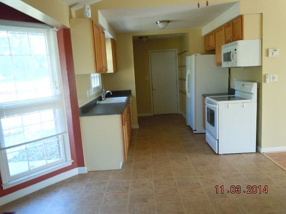3rd image of 433 Newman Dr