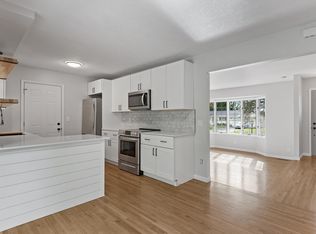 2265 Lamplight Dr, Woodbury, MN 55125