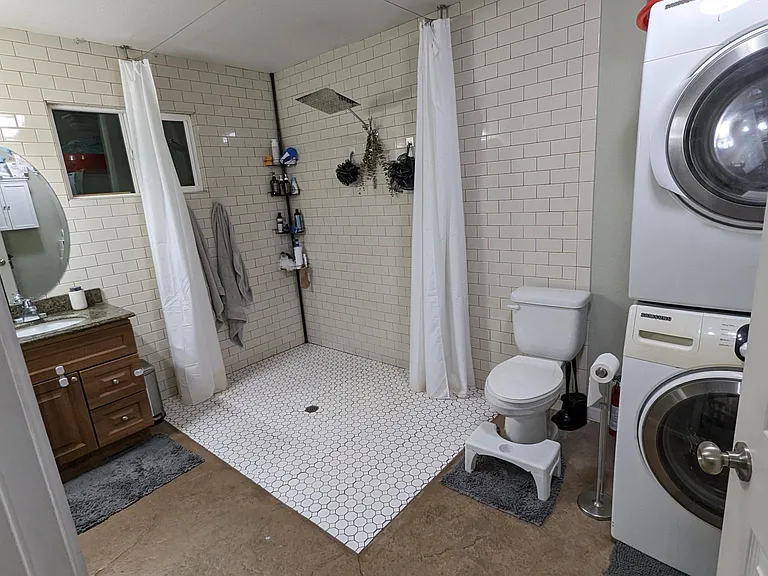 4318 Illinois Ave — Photo 21