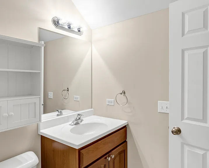 3N812 John Greenleaf Whittier Pl — Photo 65