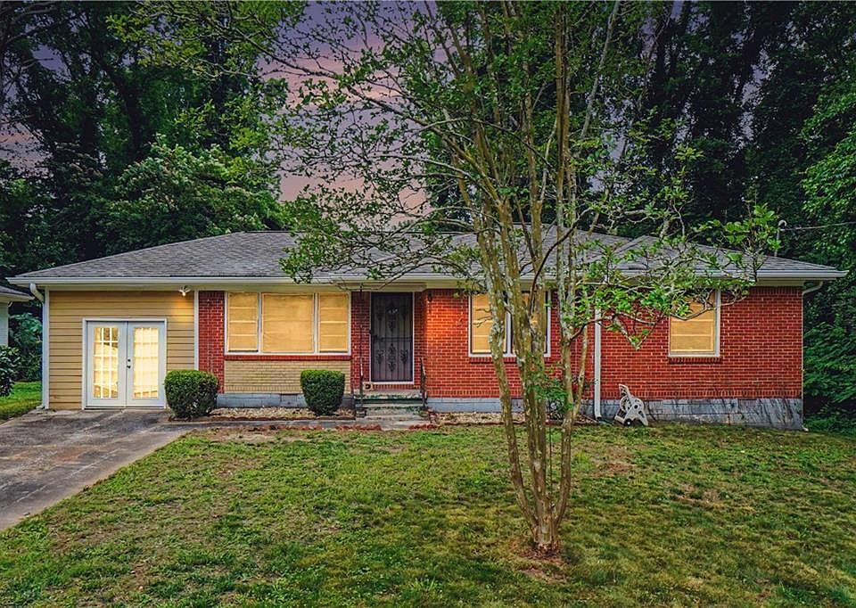 1st image of 2939 Belvedere Ln