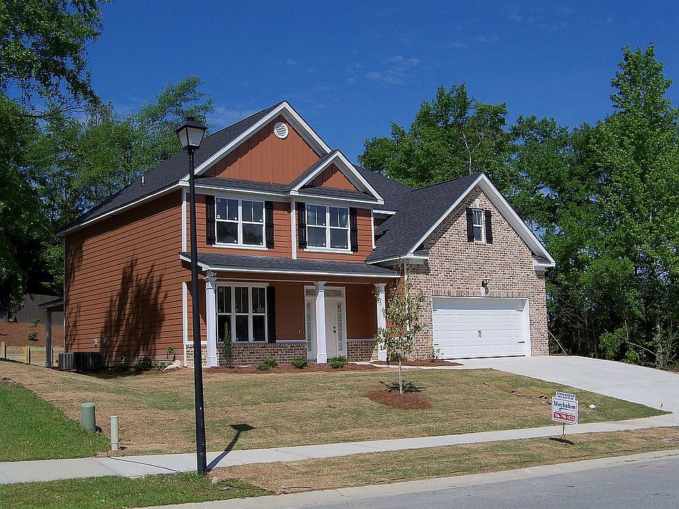 3915 Lakeside Pass