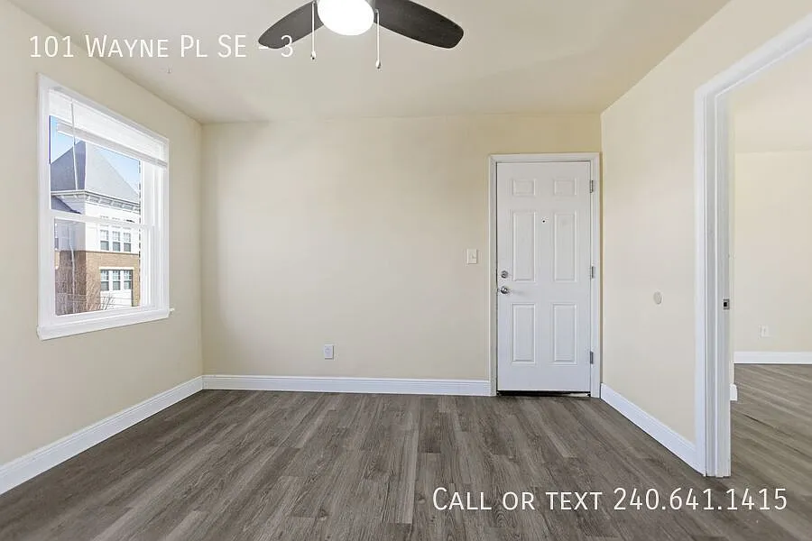 Charming 2 BR/1 BA Apartment in Congress Heights! Now offering off one month's rent — Photo 2