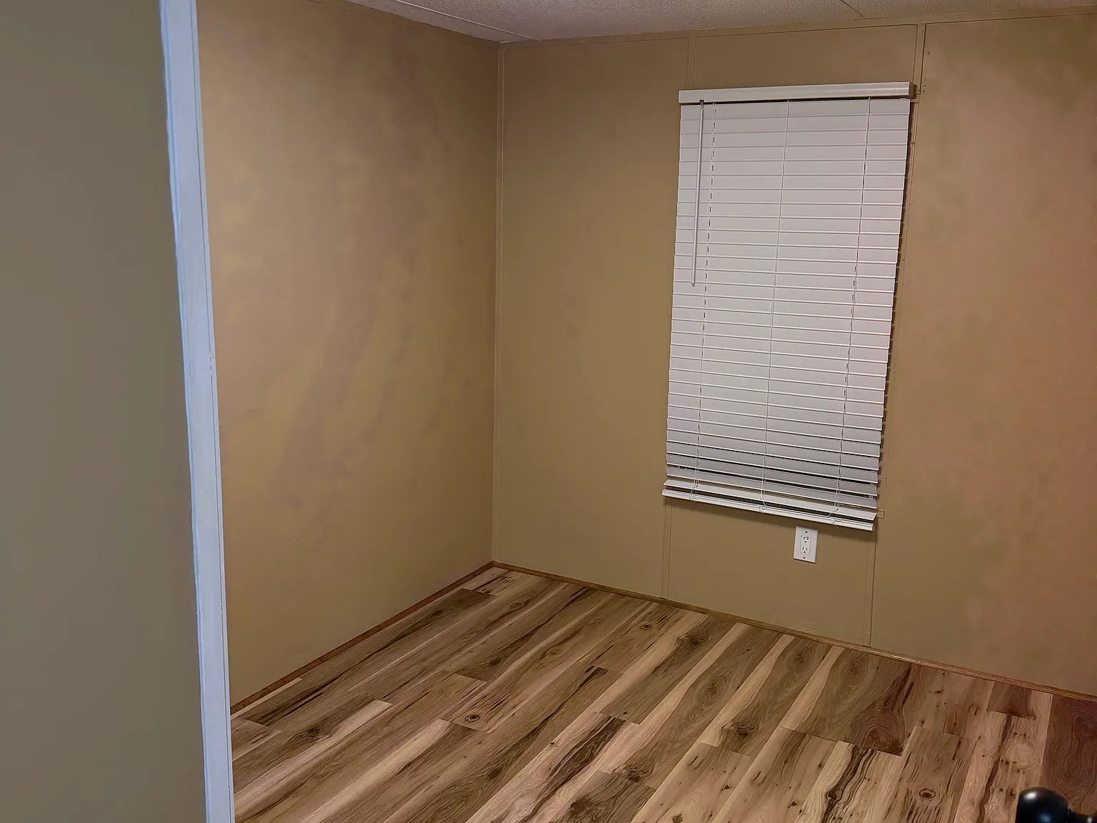 970 Wallace Dean Rd — Photo 3