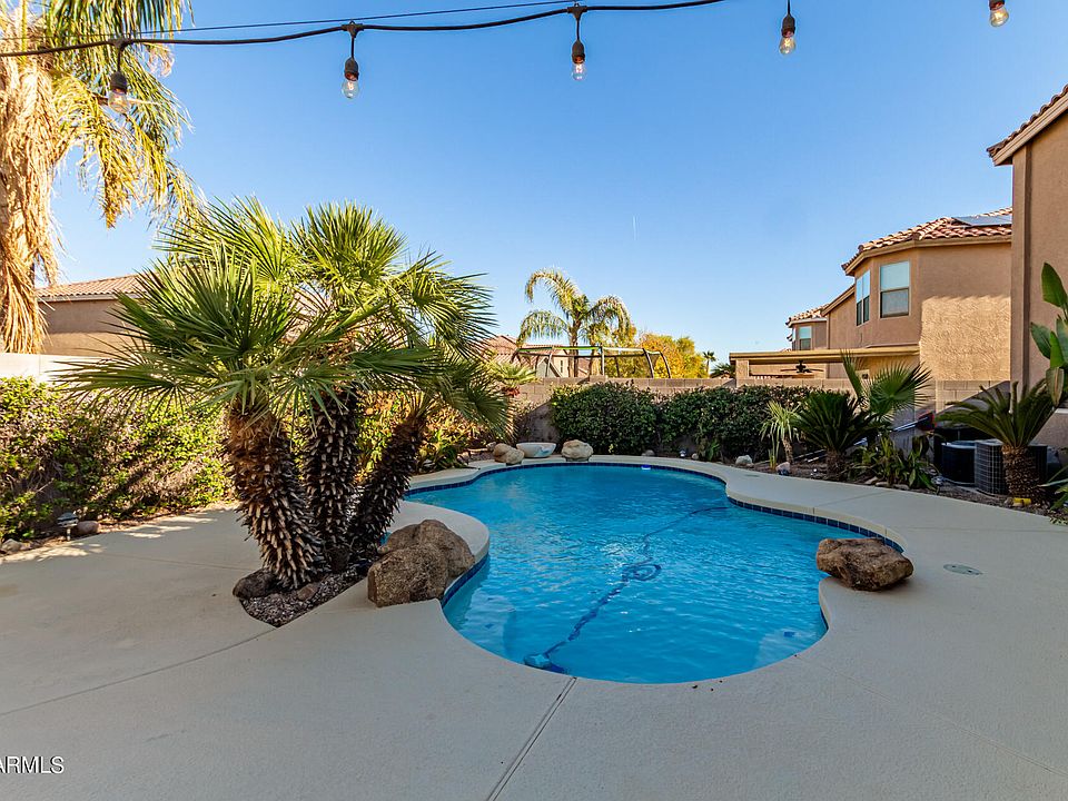 1st image of 2830 W SUNSHINE BUTTE Drive