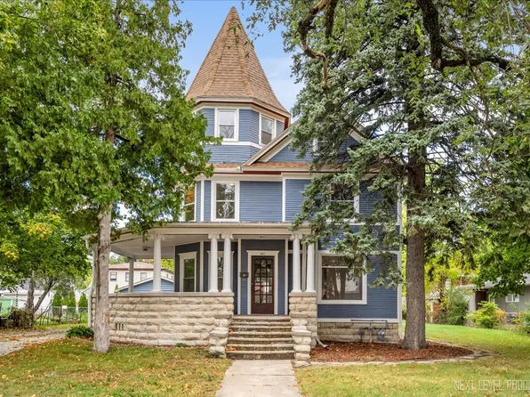 321 E Main St, Plano, IL 60545