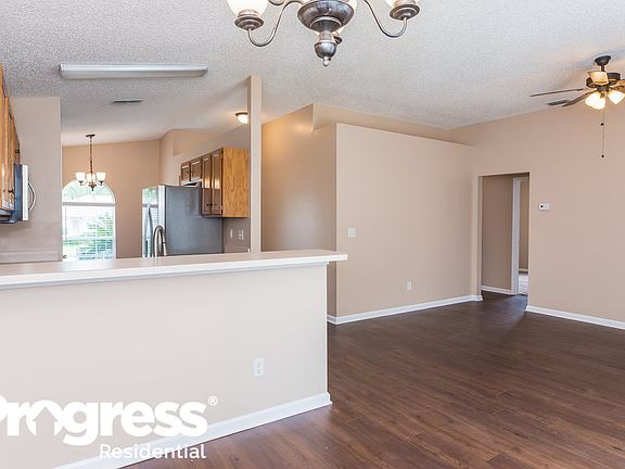 4th image of 728 Calico Jack Way Grn