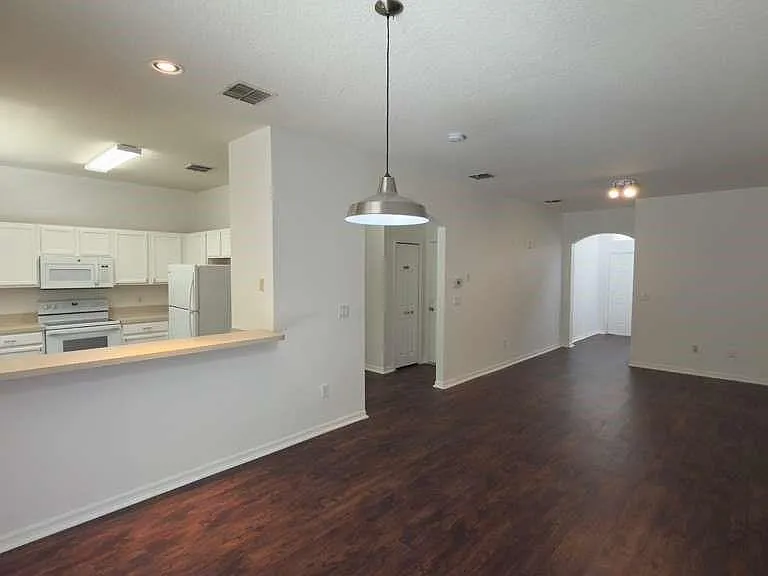 4317 Paradise Cove Ct — Photo 3