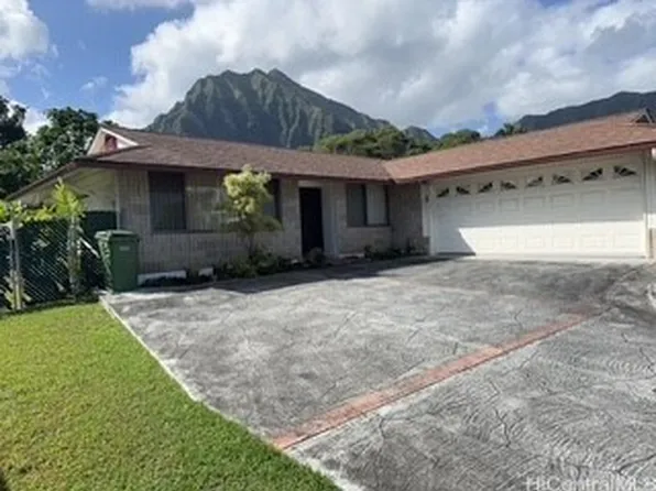 46-334 Kahuhipa St, Kaneohe, HI 96744