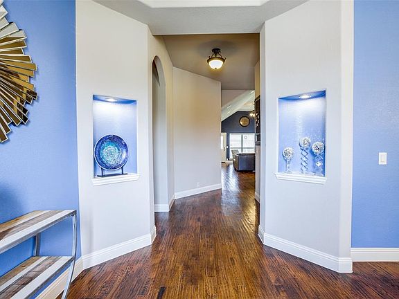 5th image of 407 Bellflower Ct