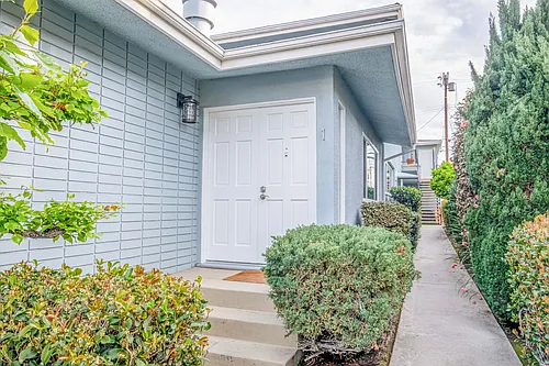 1830 Federal Ave #1 Photo 1