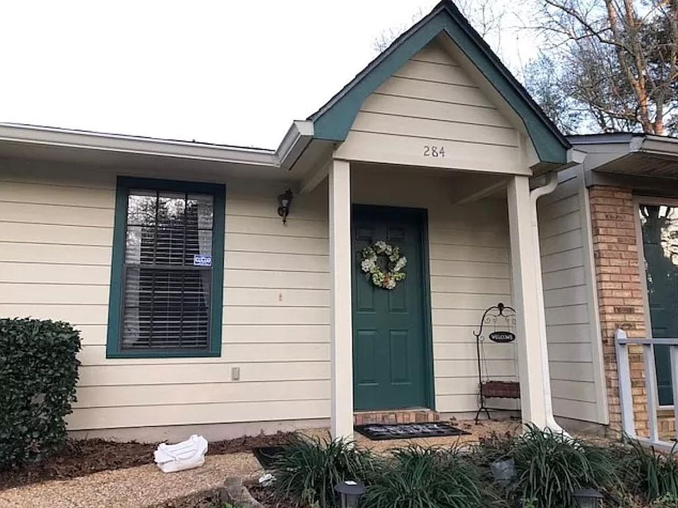 1st image of 284 Whetherbine Way E