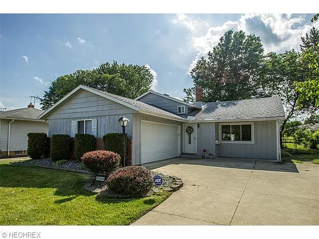 5904 Sweet Birch Dr photo 1