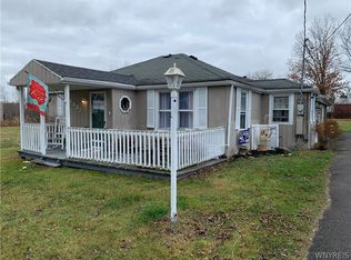 6437 Ridge Rd, Lockport, NY 14094