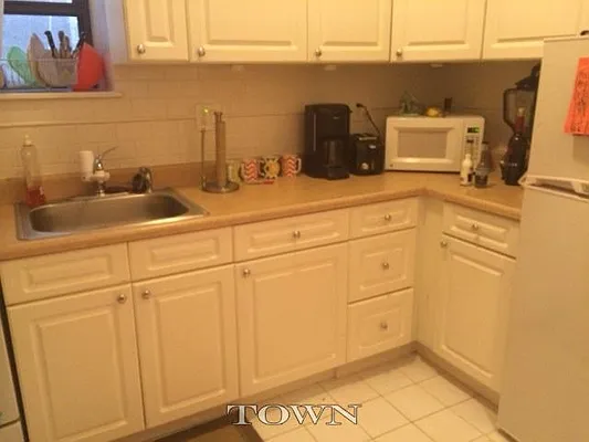 Rented by Town Residential | media 21