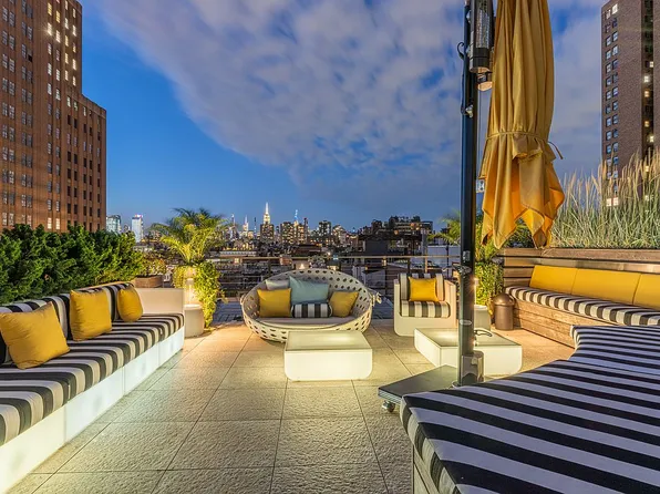 42 White St #Penthouse, New York, NY 10013