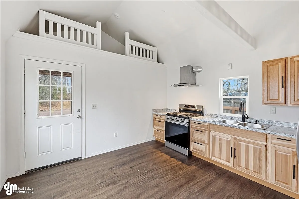 1 bed, 480 sqft, $1,150 — Photo 3