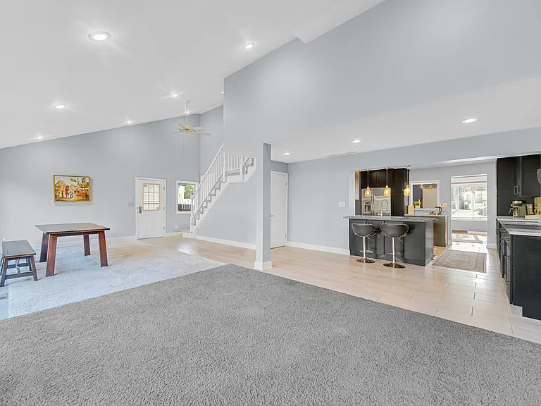 23327 N Wildwood Ln — Photo 5