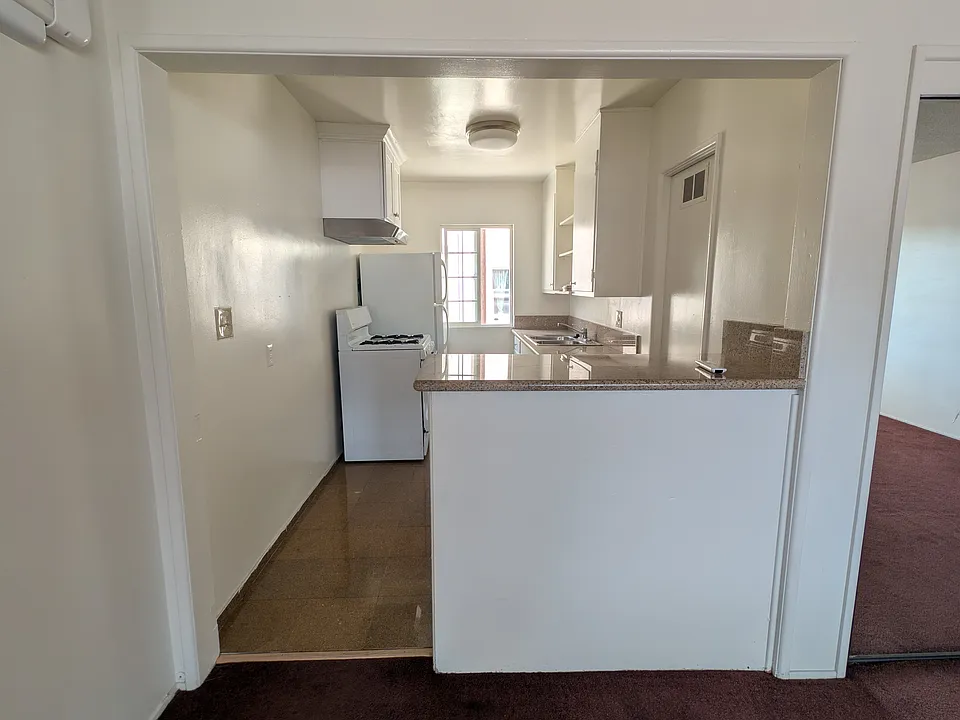 5214 El Verano Ave #6