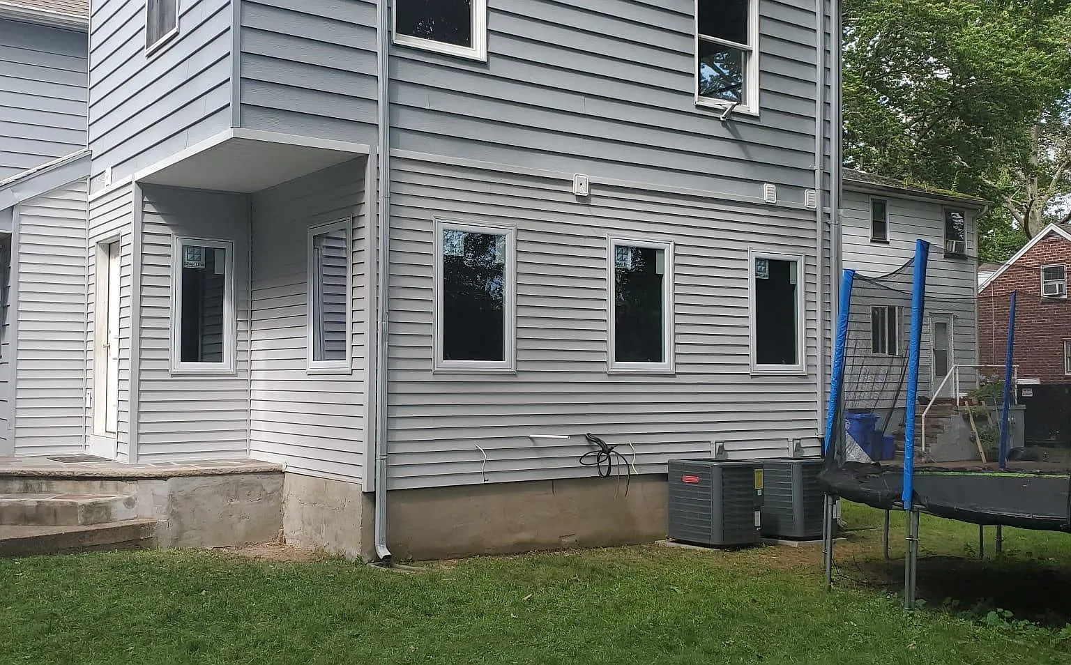 5 bed, 3.5 bath, 2746 sqft, $7,500 — Photo 2