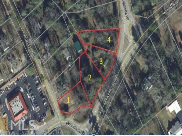 1038 NE Riverside Ter, Gainesville, GA 30501