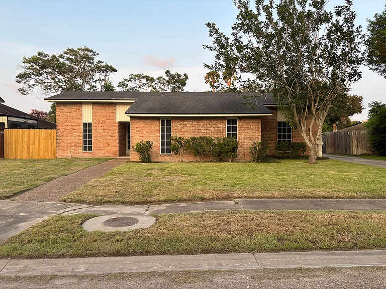 5058 Eider Dr — Photo 1