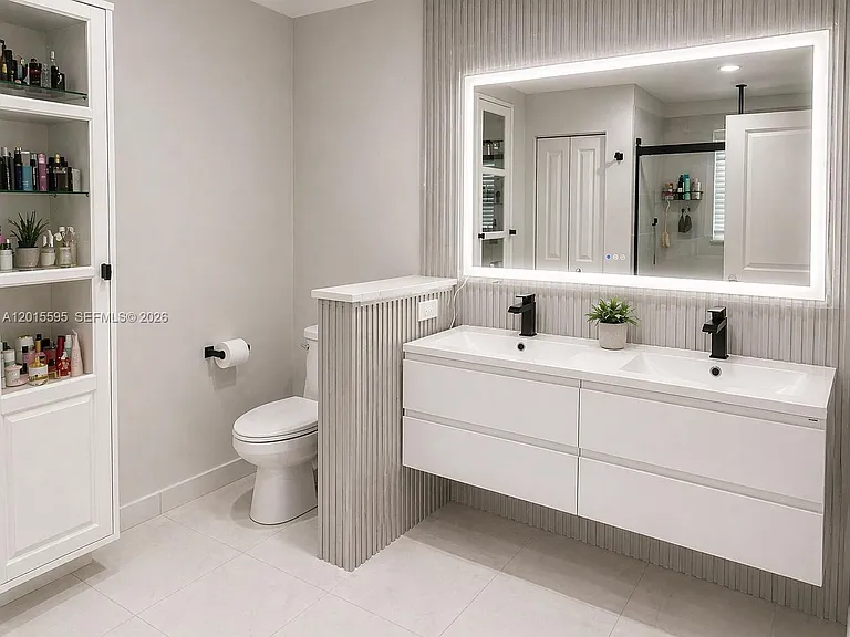 6835 Broadwater Ln — Photo 9