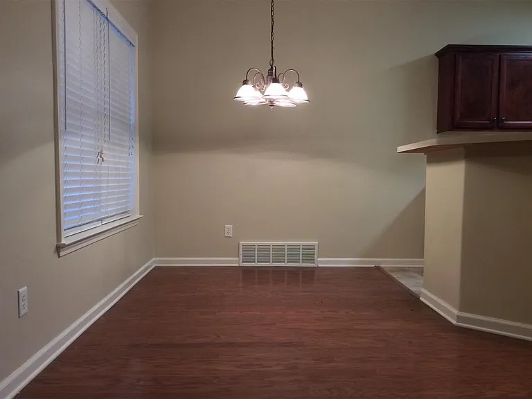 10521 Ashglen Cir S — Photo 5