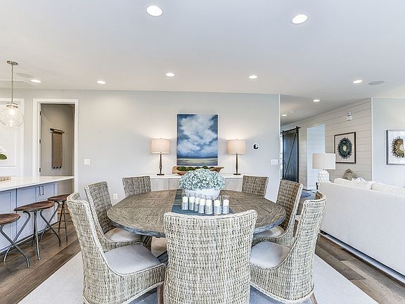 The Grandin III - Dining Room