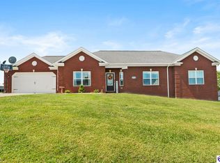 548 House Ln, Elizabethtown, KY 42701