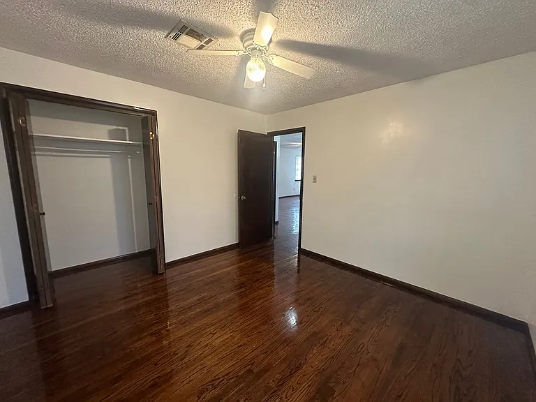 3300 S Post Rd — Photo 39