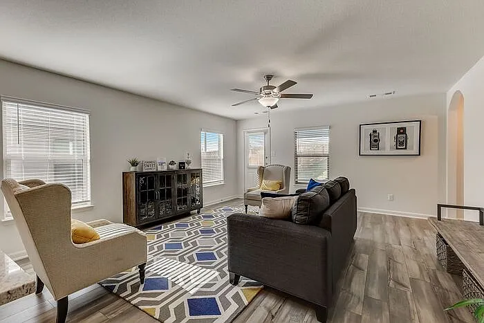 107 Crimson Cir — Photo 11
