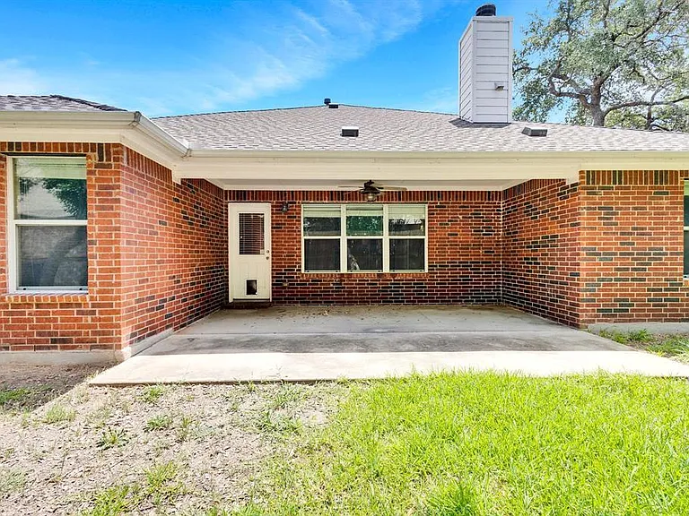 507 King Eider Ln — Photo 2