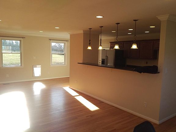 Living Room (upstairs)