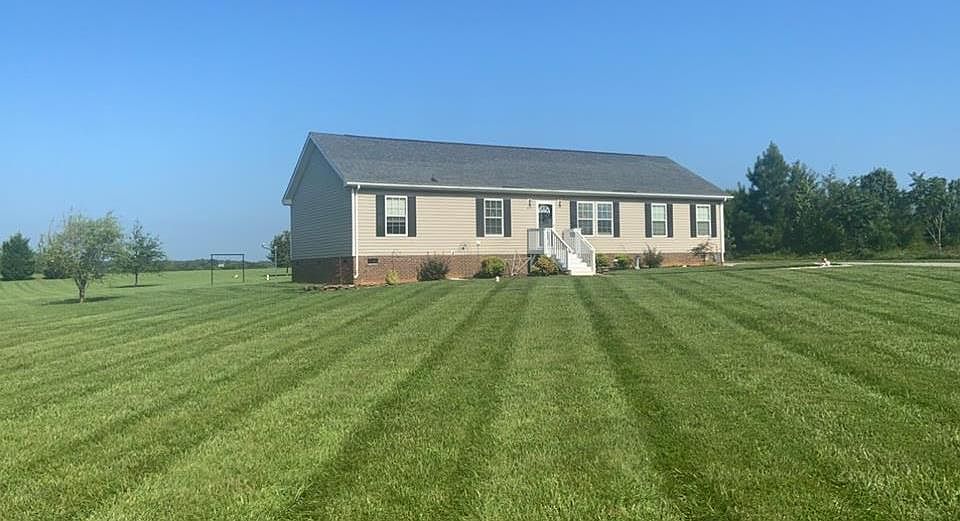 1st image of 631 Countryside Dr