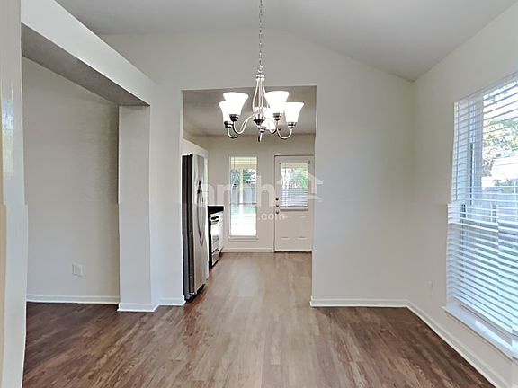 5th image of 1034 Chase Park Dr