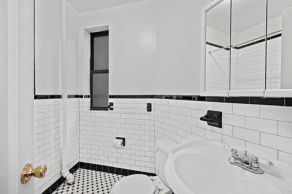 Rented by Keller Williams NYC | media 5
