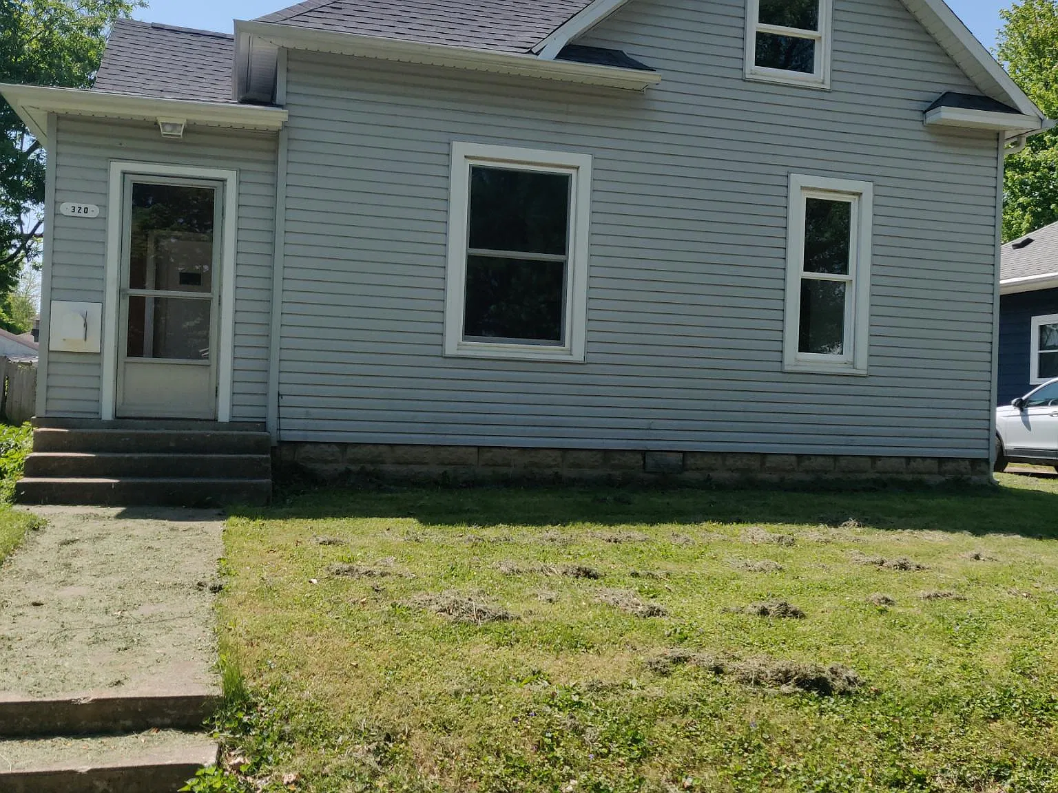 3 bed, 1890 sqft, $1,500 — Photo 1