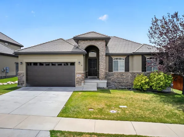 2867 W Shady Hollow Ln N, Lehi, UT 84043