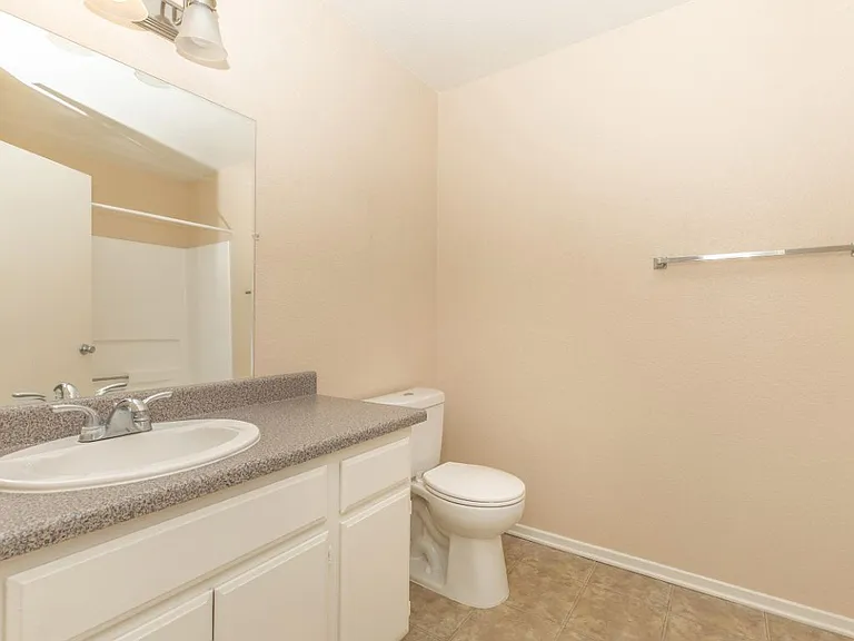 Desert Heights Apartment Homes — Photo 49